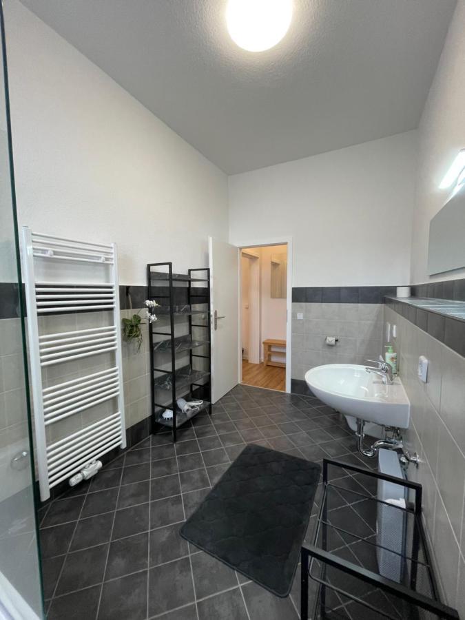 Lucky Stays Ls07 - Vollausstattung - Zentrum - Aufzug - Grosse Kueche - 2 Zimmer - Smart-Tv Magdeburg Eksteriør billede